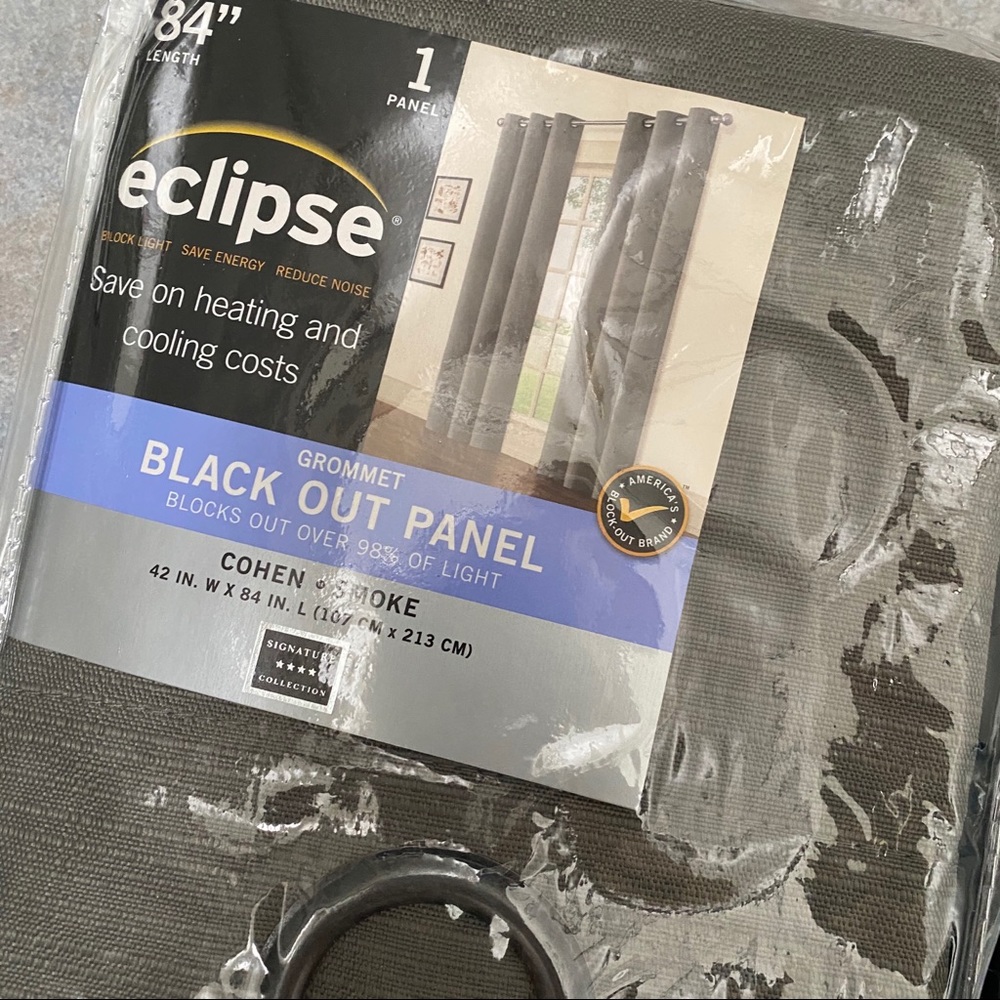 Eclipse curtain grommet black out panel 2 pannel - Picture 2 of 4